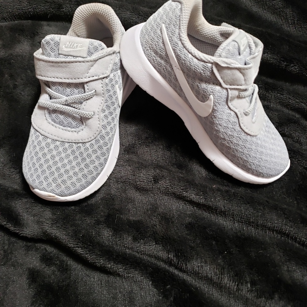 Nike Revolution 3 Toddler Boys Shoe